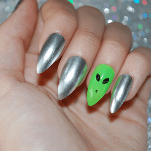 uñas de alien