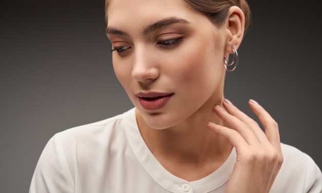 Los pendientes que marcan tendencia en 2025: estilo, comodidad y respeto por la piel