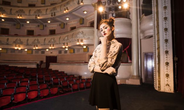 ¿Qué vestir para ir al teatro?