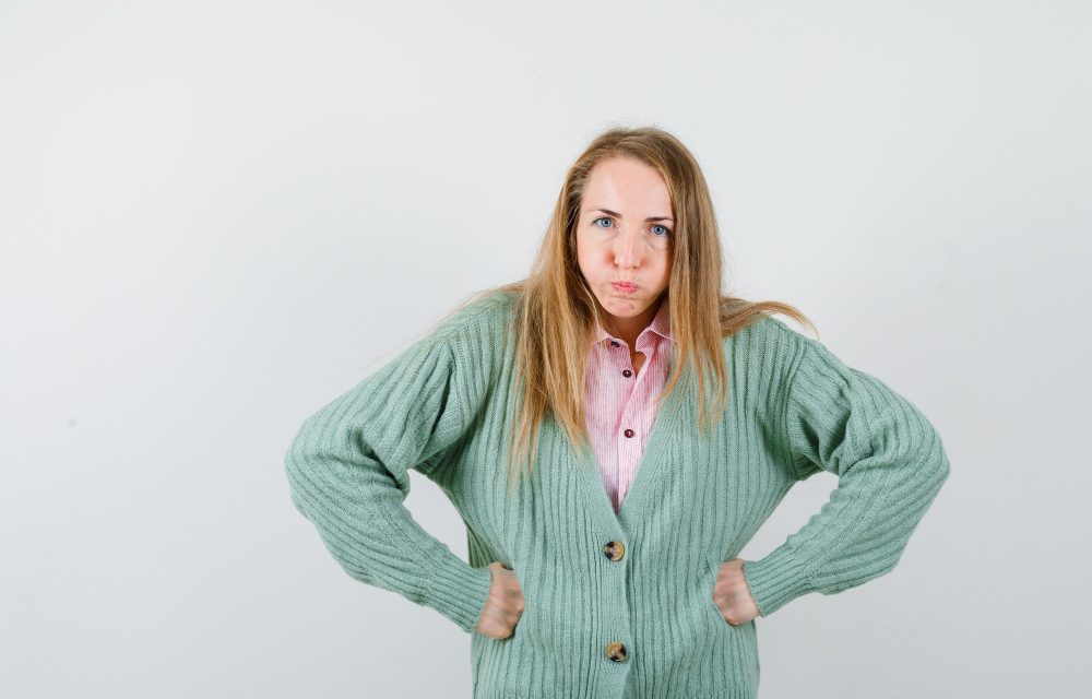 Errores comunes al vestir que envejecen tu look